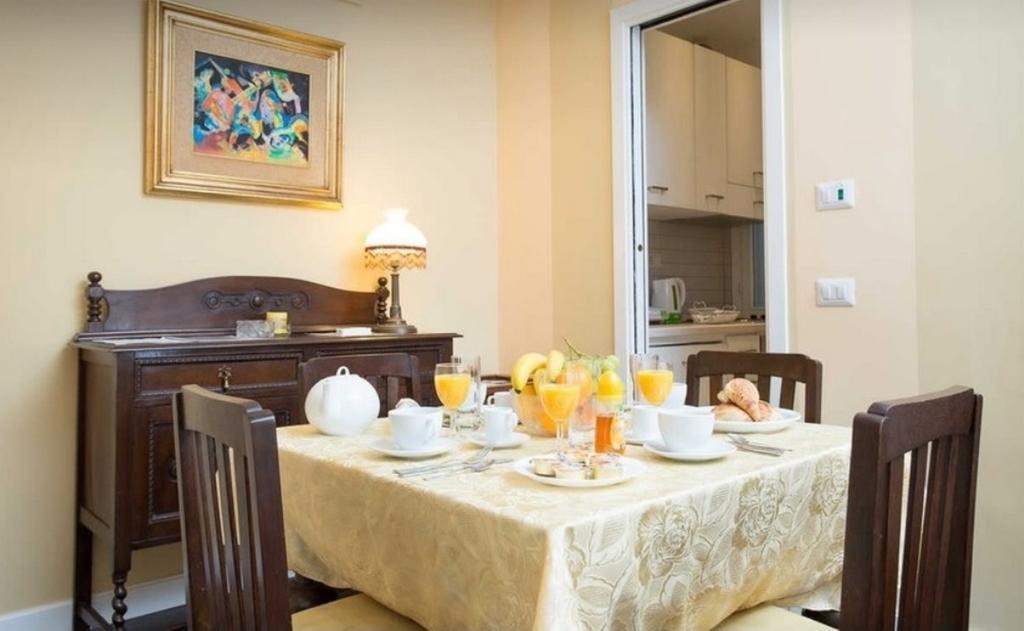 Longhi Holidays House Rome Room photo