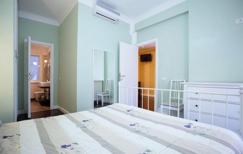 Longhi Holidays House Rome Room photo